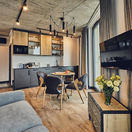 The Bridge Suites Hotel Краков Экстерьер фото