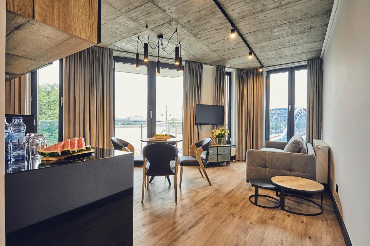The Bridge Suites Hotel Краков Экстерьер фото