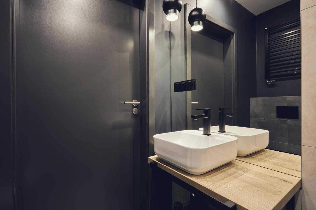 The Bridge Suites Hotel Краков Экстерьер фото