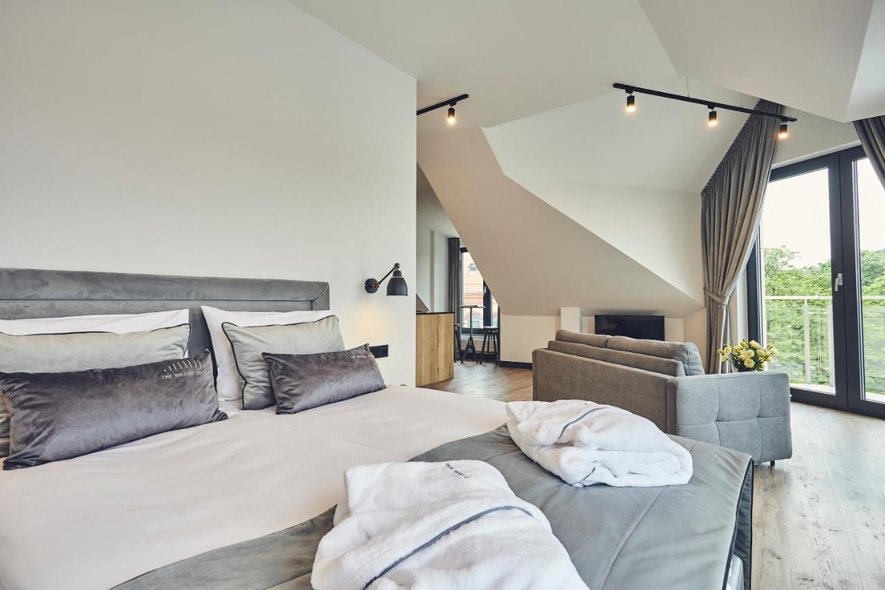 The Bridge Suites Hotel Краков Экстерьер фото