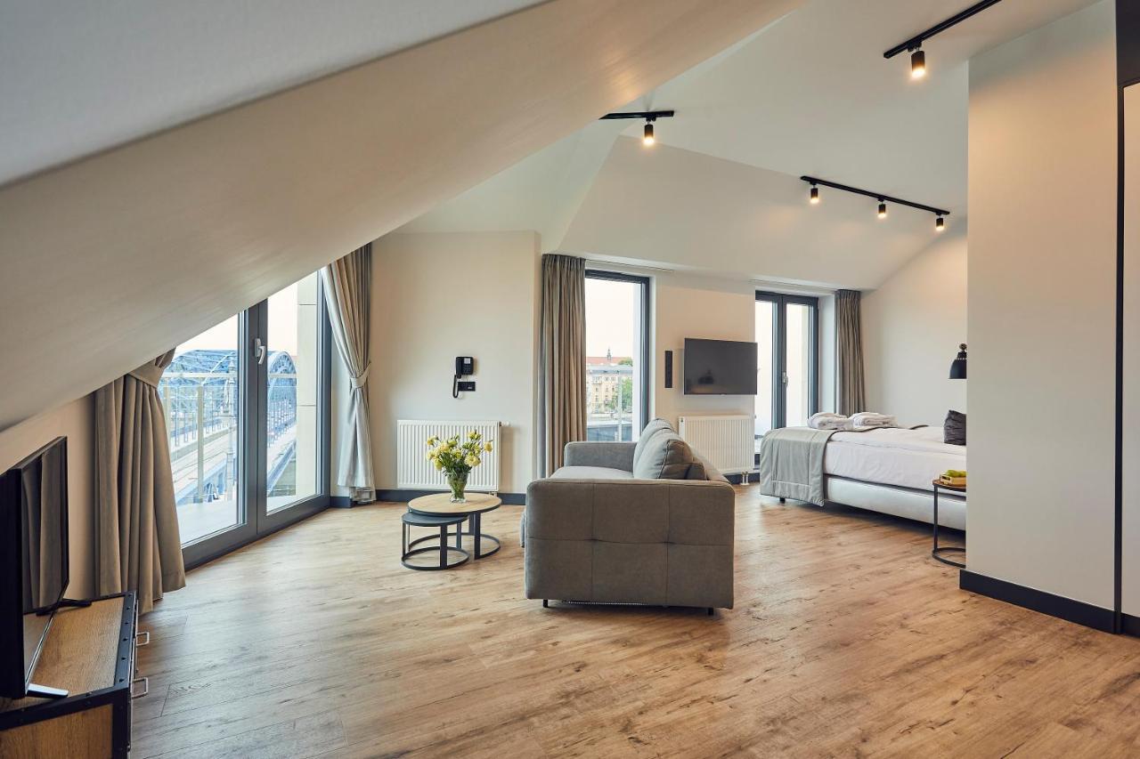 The Bridge Suites Hotel Краков Экстерьер фото