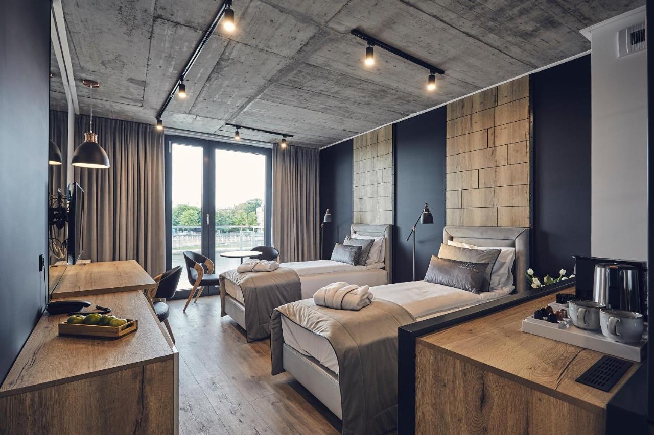 The Bridge Suites Hotel Краков Экстерьер фото